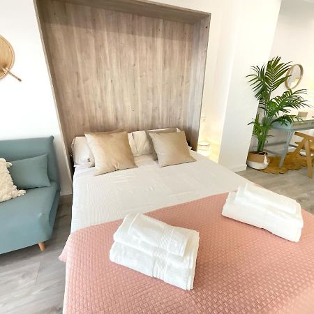 Cs6 Kaleria Suites Almeria Exterior foto